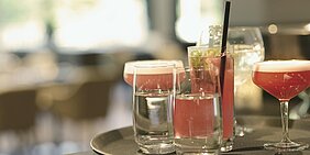 Getränke, Cocktails und kleine kulinarische Spezialitäten des Philharmonie Clubs